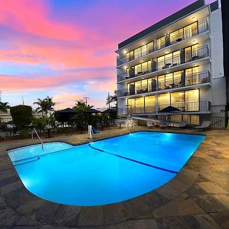 Mc Pacific Inn & Suites 托伦斯 外观 照片